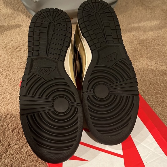 Nike Dunk Low - Picture 6 of 6